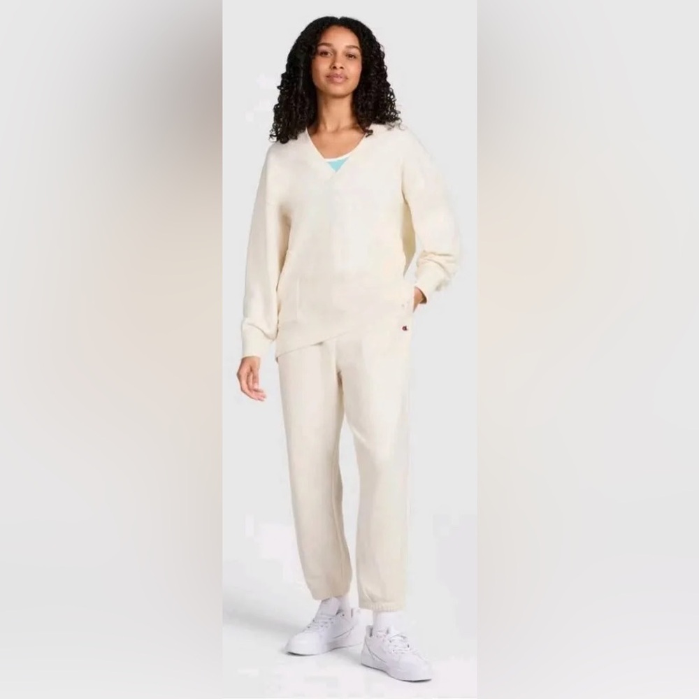 Champion 2 piece Sweater and Jogger Set